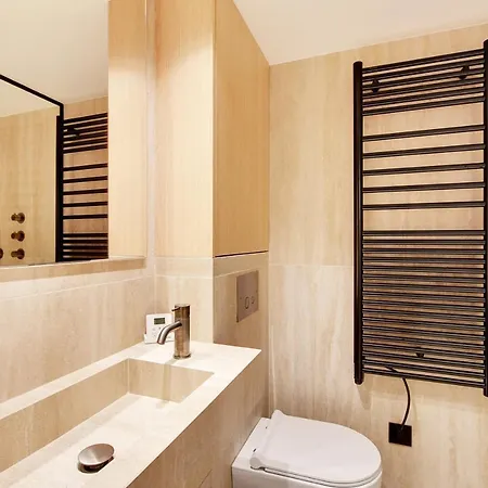 Pick A Flat's In Saint-germain-des-prés - Rue De Seine *